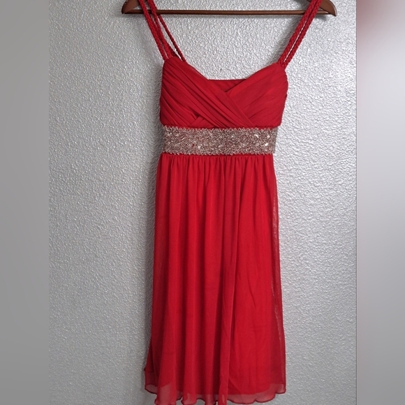 City Triangle Red Special Occasion/Holiday Dress With Rhinestones    Size M - Picture 9 of 15